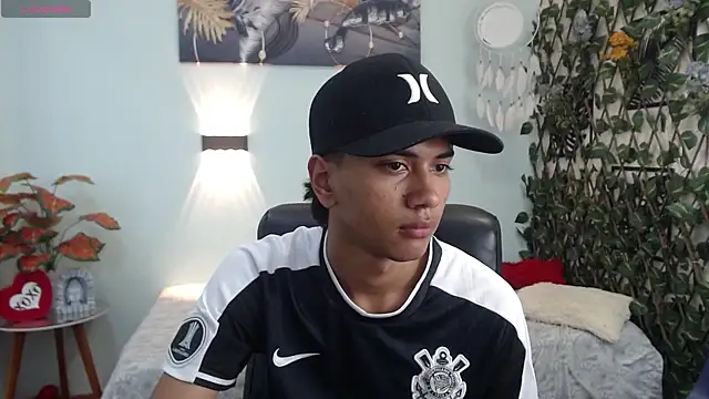 Snapshot of markbowie chatting on 13, 9, 2025 markbowie online show from 13, 9, 2025