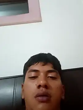 Snapshot of markbowie chatting on 22, 9, 2025 markbowie online show from 22, 9, 2025