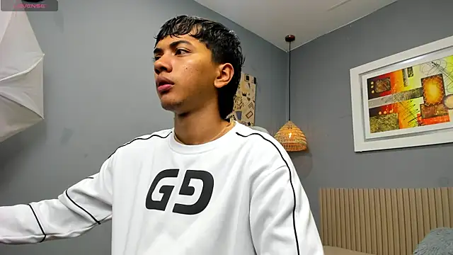 Snapshot of markbowie chatting on 23, 9, 2025 markbowie online show from 23, 9, 2025