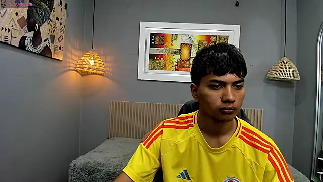 Snapshot of markbowie chatting on 9, 10, 2025 markbowie online show from 9, 10, 2025