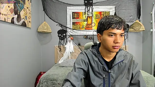 Snapshot of markbowie chatting on 18, 10, 2025 markbowie online show from 18, 10, 2025