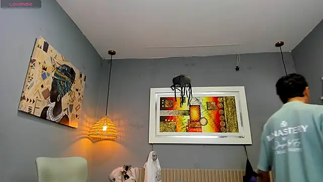 Snapshot of markbowie chatting on 6, 11, 2025 markbowie online show from 6, 11, 2025