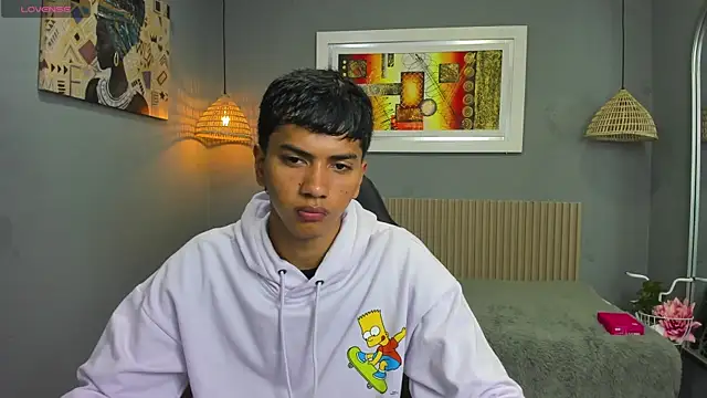 Snapshot of markbowie chatting on 12, 11, 2025 markbowie online show from 12, 11, 2025