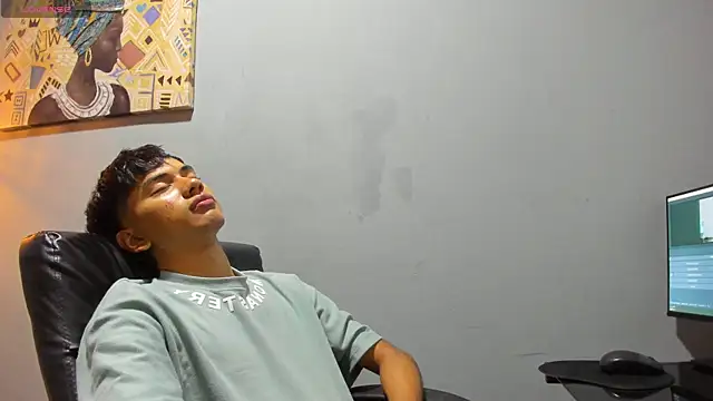 Snapshot of markbowie chatting on 3, 12, 2025 markbowie online show from 3, 12, 2025