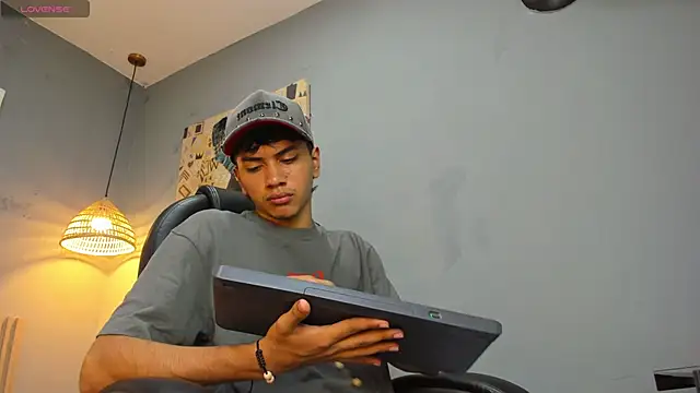 Snapshot of markbowie chatting on 15, 1, 2026 markbowie online show from 15, 1, 2026