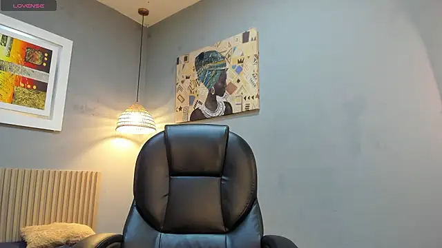 Snapshot of markbowie chatting on 4, 3, 2026 markbowie online show from 4, 3, 2026