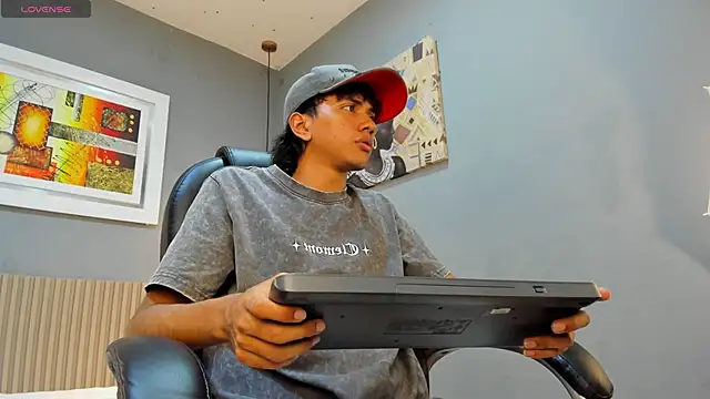 Snapshot of markbowie chatting on 11, 3, 2026 markbowie online show from 11, 3, 2026