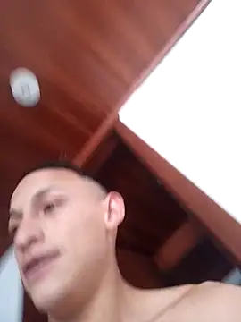 Snapshot of Masterblue_hot chatting on 28, 9, 2025 Masterblue hot online show from 28, 9, 2025