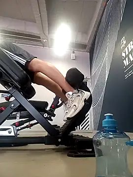 Snapshot of Masterblue_hot chatting on 1, 10, 2025 Masterblue hot online show from 1, 10, 2025