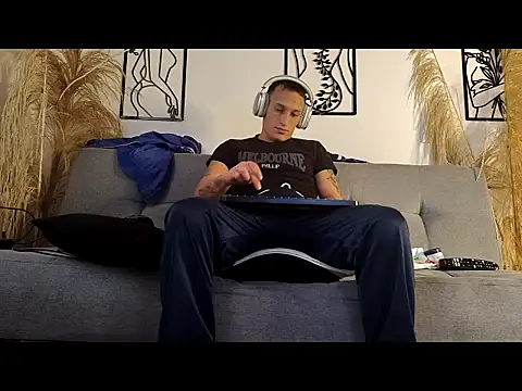 Masterblue hot online show from 12, 2, 2026