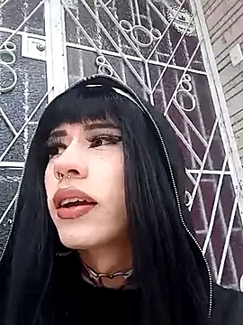 Foxxy Doll online show from 25, 9, 2025