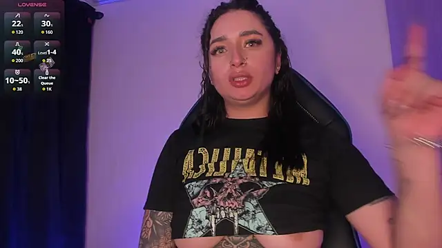 scarlett Collinss online show from 30, 4, 2026
