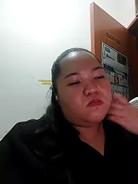 LianaCruzado online show from 8, 5, 2026