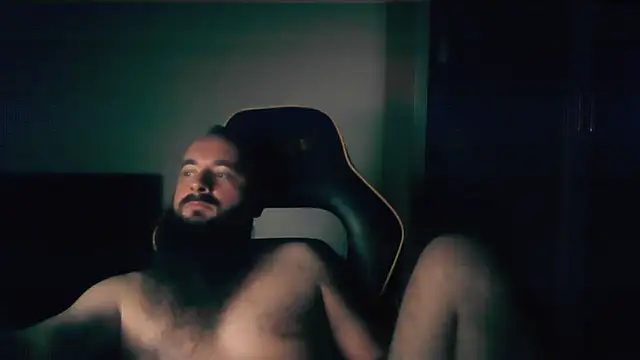 LondonMan1988 online show from 2, 11, 2025