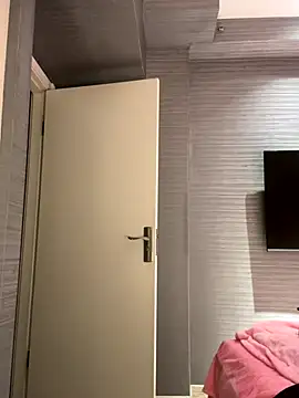 anna yngs online show from 22, 12, 2025