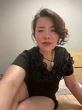 anna yngs online show from 28, 7, 2026