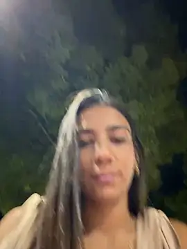 Snapshot of -juicy_ chatting on 15, 12, 2025 -juicy online show from 15, 12, 2025