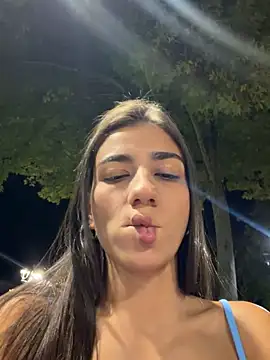 Snapshot of -juicy_ chatting on 19, 12, 2025 -juicy online show from 19, 12, 2025