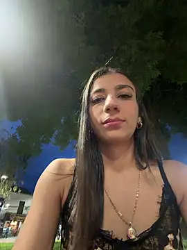 -juicy  online show from 12, 5, 2026