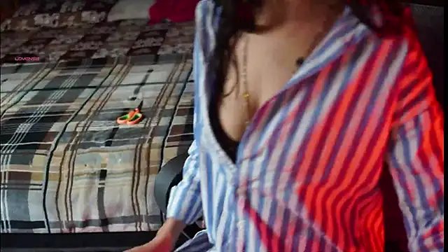 NidhiChandra online show from 8, 10, 2025