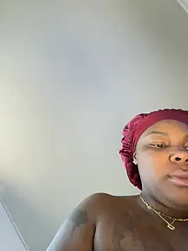 Snapshot of Bleuk chatting on 24, 4, 2026 Bleuk online show from 24, 4, 2026