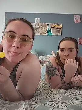 AndHerXO online show from 5, 6, 2026