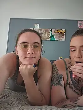 AndHerXO online show from 2, 7, 2026