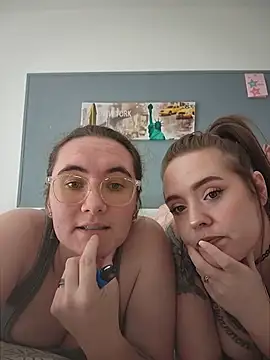 AndHerXO online show from 1, 8, 2026
