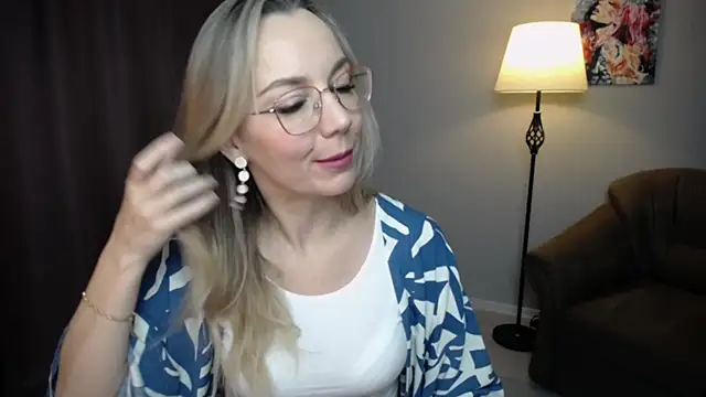 Ava Elior online show from 23, 11, 2025