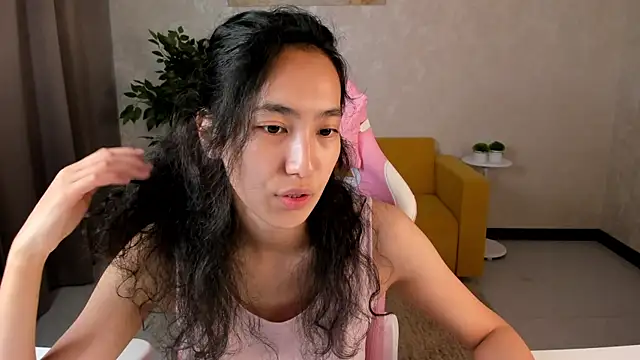 FlirtyAura online show from 3, 7, 2026