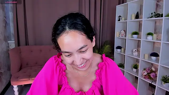 FlirtyAura online show from 31, 7, 2026