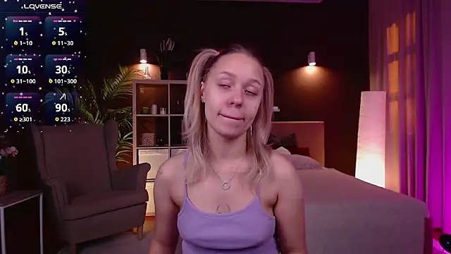 Pooja Hegde online show from 30, 9, 2025