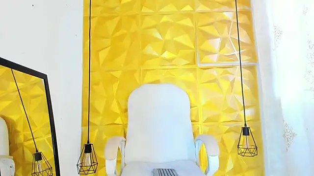 Annie Addyson online show from 10, 9, 2025