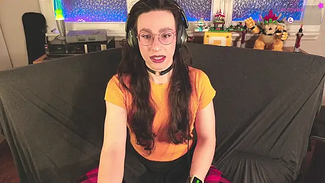 Zesty Peach online show from 6, 3, 2026