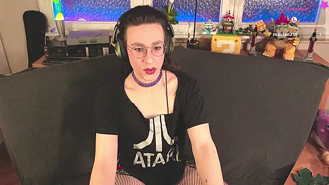 Zesty Peach online show from 12, 3, 2026