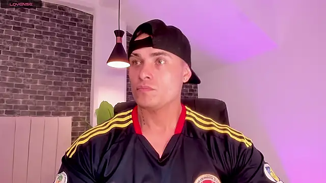 connorsmiith online show from 10, 3, 2026