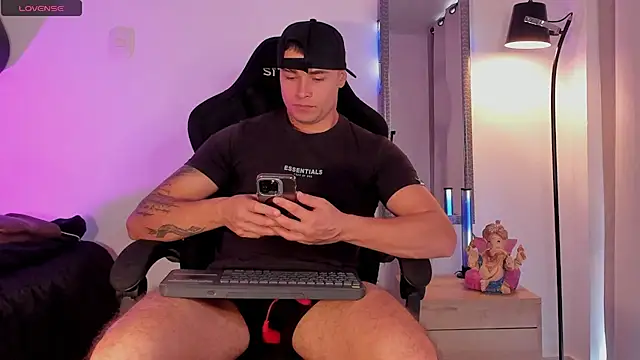 connorsmiith online show from 13, 6, 2026