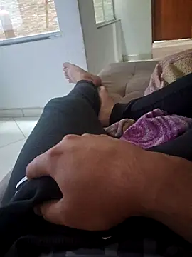 Junior22pauzudo online show from 28, 10, 2025