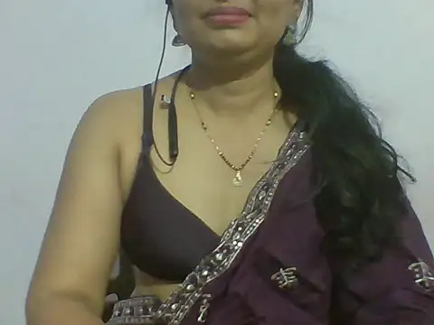 Snapshot of Marathi_q4een01 chatting on 12, 6, 2026 Marathi q4een01 online show from 12, 6, 2026
