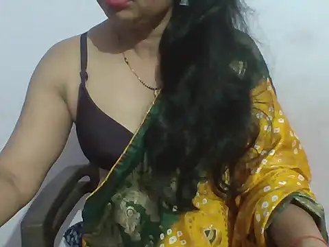 Snapshot of Marathi_q4een01 chatting on 17, 6, 2026 Marathi q4een01 online show from 17, 6, 2026