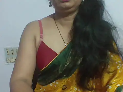 Snapshot of Marathi_q4een01 chatting on 8, 7, 2026 Marathi q4een01 online show from 8, 7, 2026
