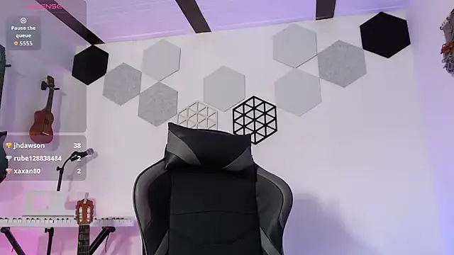 Susanahendrix online show from 28, 7, 2026