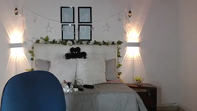 Megan 05  online show from 18, 3, 2026