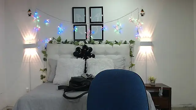 Snapshot of Megan_05_ chatting on 11, 5, 2026 Megan 05 online show from 11, 5, 2026