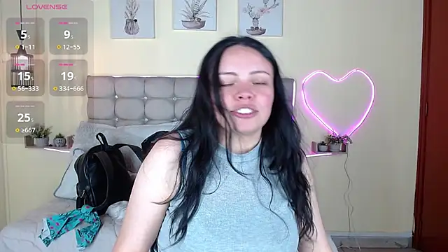 Snapshot of Megan_05_ chatting on 10, 6, 2026 Megan 05 online show from 10, 6, 2026