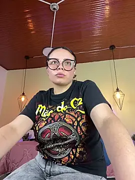 Snapshot of Megan_05_ chatting on 12, 6, 2026 Megan 05 online show from 12, 6, 2026