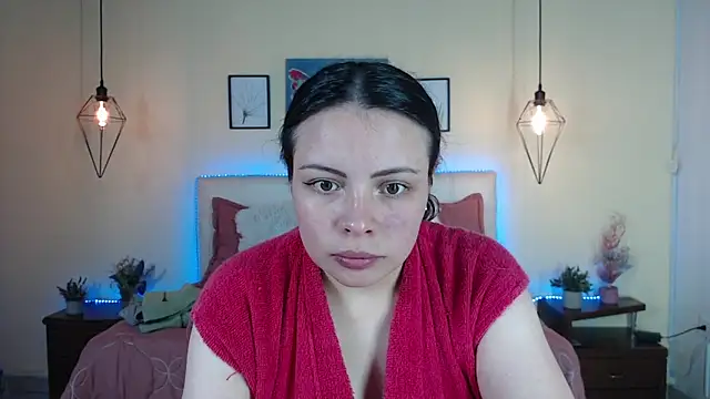 Snapshot of Megan_05_ chatting on 15, 6, 2026 Megan 05 online show from 15, 6, 2026