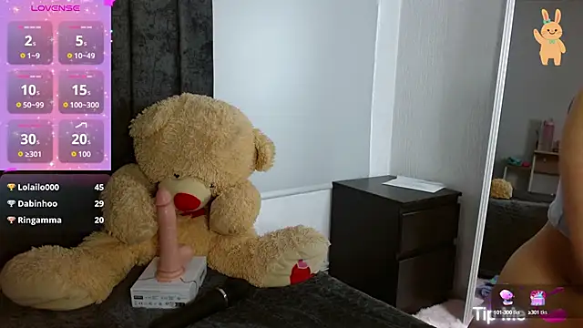 Littlee Bunny  online show from 15, 9, 2025