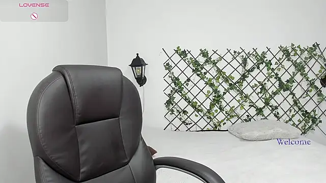 velvet  moon online show from 16, 2, 2026