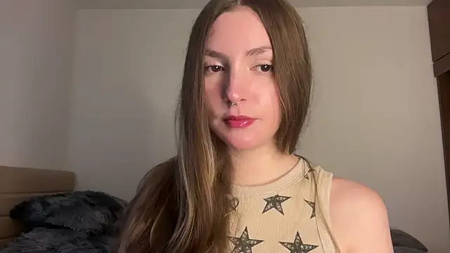 velvet  moon online show from 4, 5, 2026